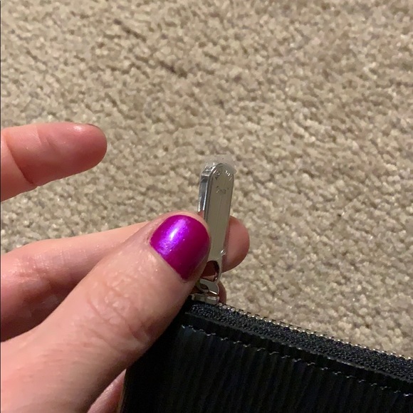 Louis Vuitton zippy coin purse- black epi leather - Picture 3 of 7